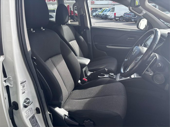 2022 Mitsubishi Triton GLS