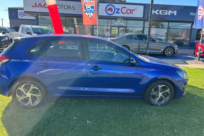 2022 HYUNDAI i30