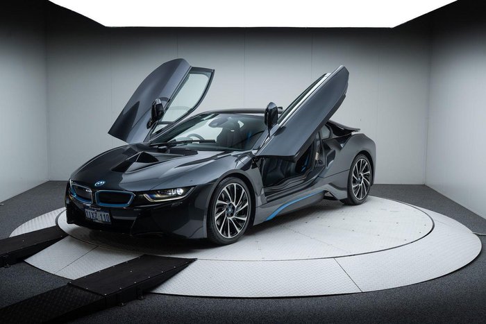 2016 BMW i8