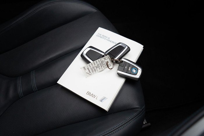 2016 BMW i8
