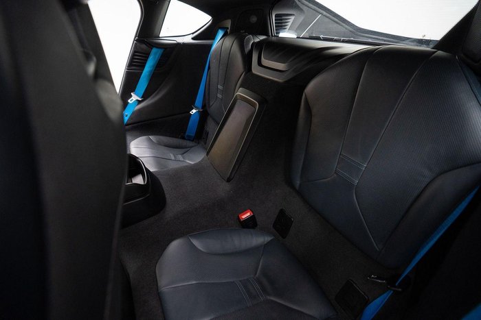 2016 BMW i8