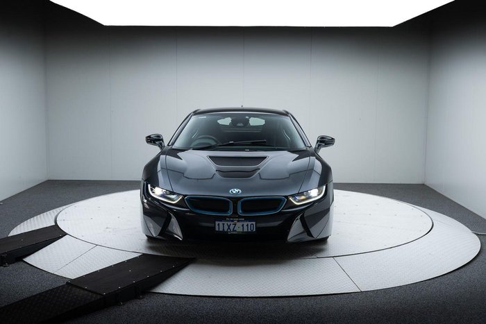 2016 BMW i8