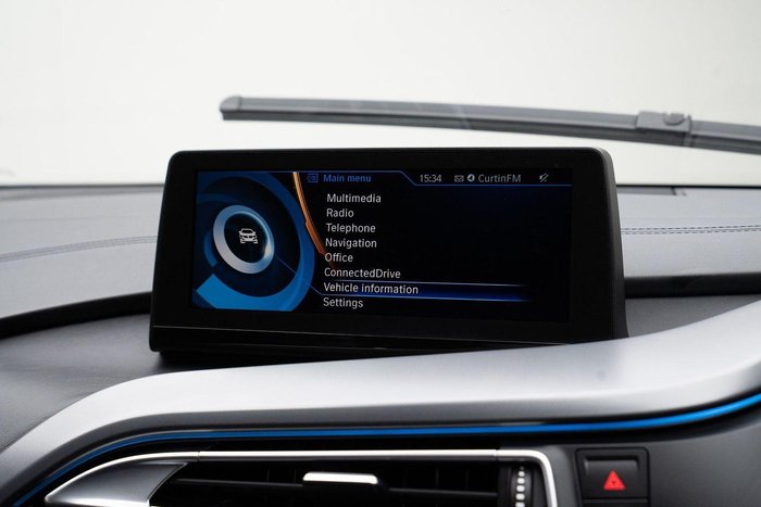 2016 BMW i8