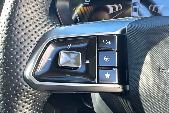 2025 MG ZS Essence