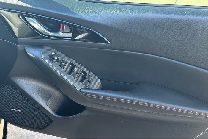 2015 Mazda 3 SP25 GT