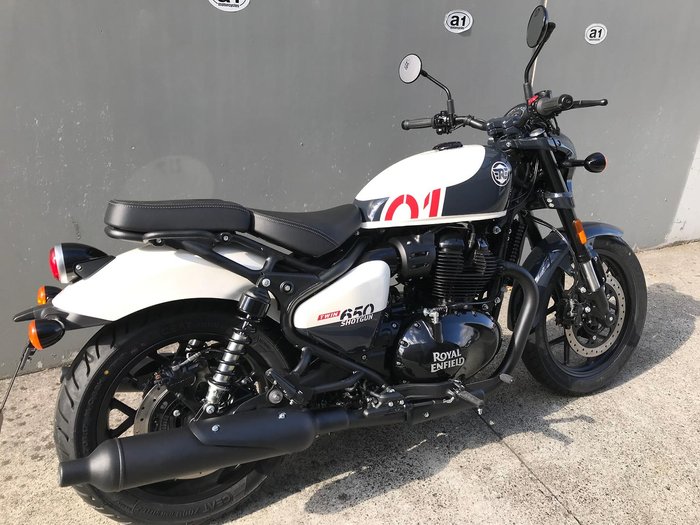 2025 Royal Enfield Shotgun 650