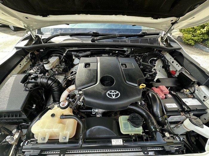2021 Toyota Hilux SR