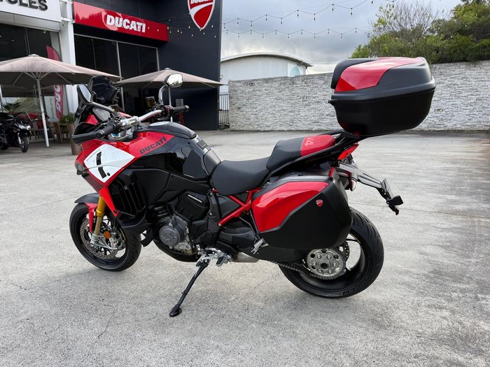 2024 Ducati Multistrada V4 Pikes Peak