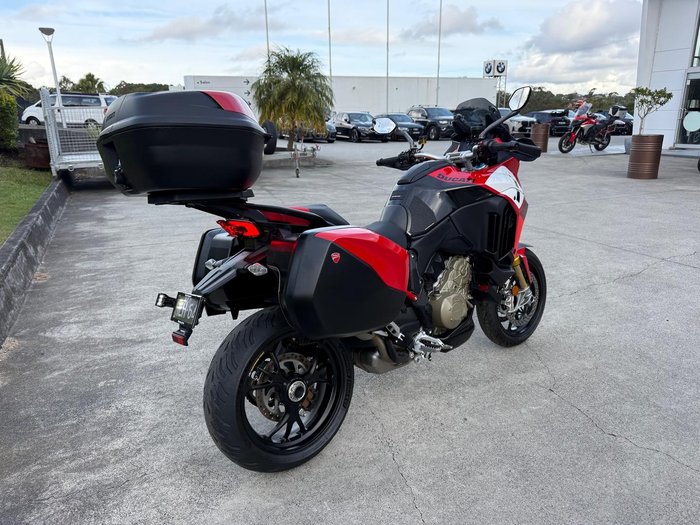2024 Ducati Multistrada V4 Pikes Peak