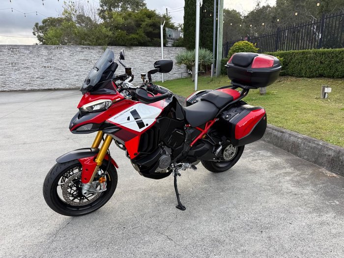 2024 Ducati Multistrada V4 Pikes Peak