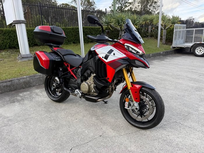 2024 Ducati Multistrada V4 Pikes Peak