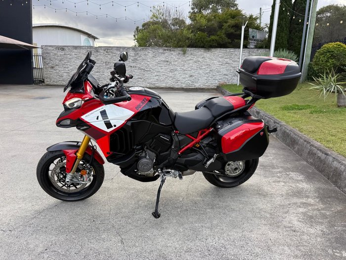 2024 Ducati Multistrada V4 Pikes Peak