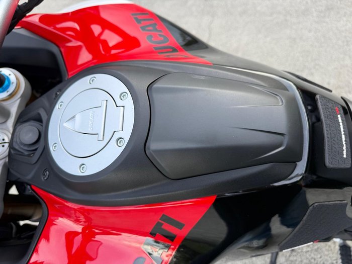 2024 Ducati Multistrada V4 Pikes Peak