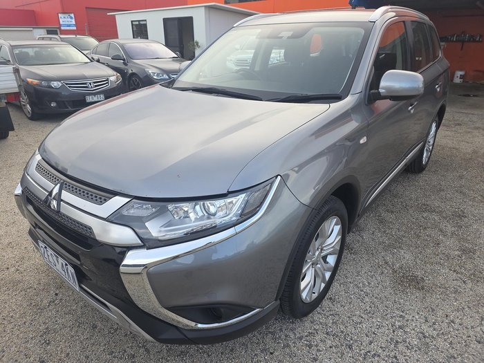 2019 Mitsubishi Outlander ES