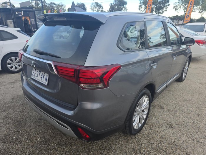 2019 Mitsubishi Outlander ES