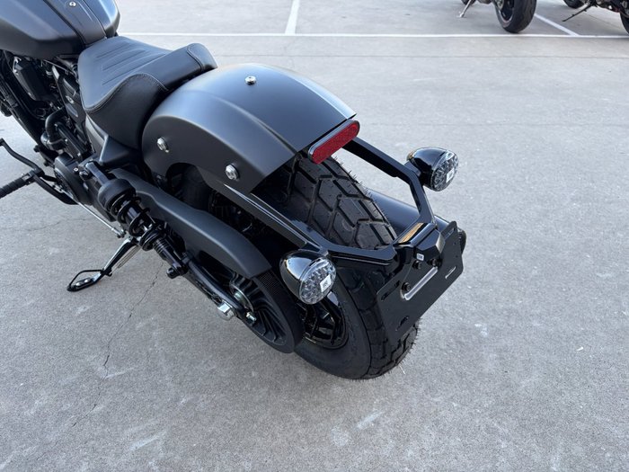 2025 Indian SCOUT BOBBER Black