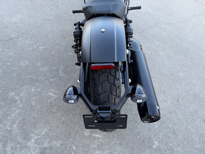 2025 Indian SCOUT BOBBER Black