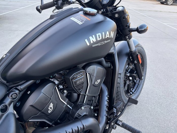 2025 Indian SCOUT BOBBER LIMITED Black