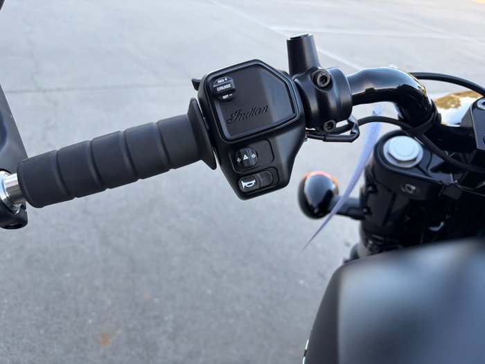 2025 Indian SCOUT BOBBER LIMITED Black
