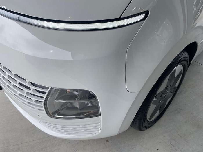 2025 Hyundai STARIA