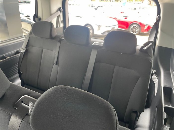 2025 Hyundai STARIA
