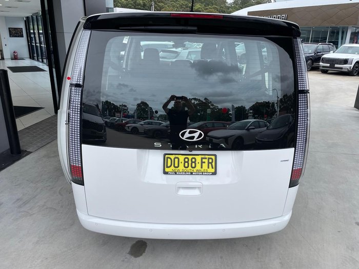 2025 Hyundai STARIA