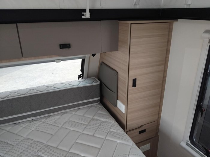 2024 Jayco Discovery 16.6Ft Couples Pop Top With Full Ensuite