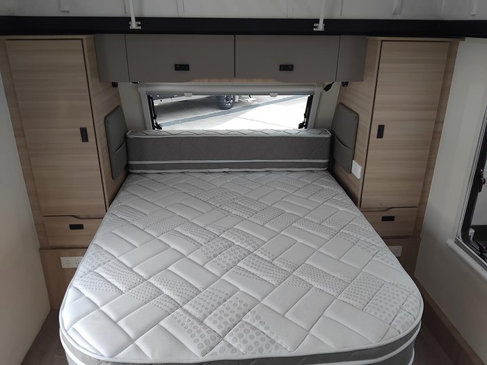 2024 Jayco Discovery 16.6Ft Pop Top With Full Ensuite- Price Reduced!