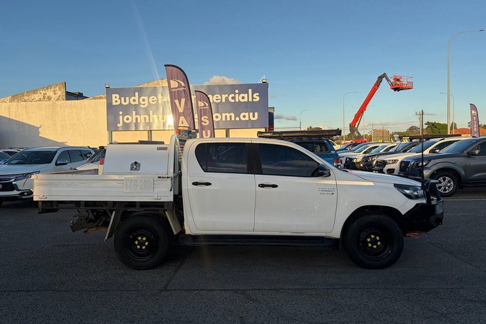 2020 Toyota Hilux SR