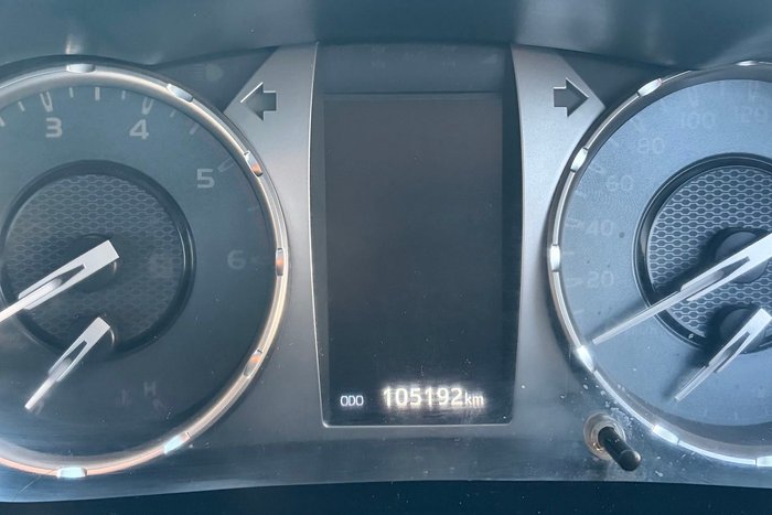 2020 Toyota Hilux SR