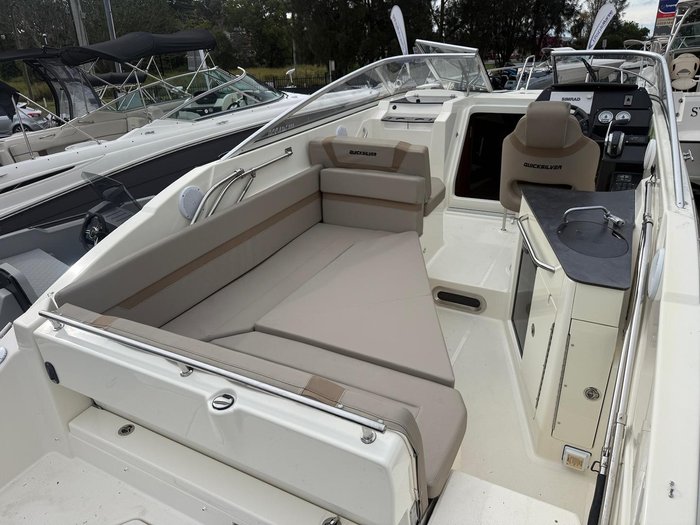 2017 Quicksilver 805 Cruiser