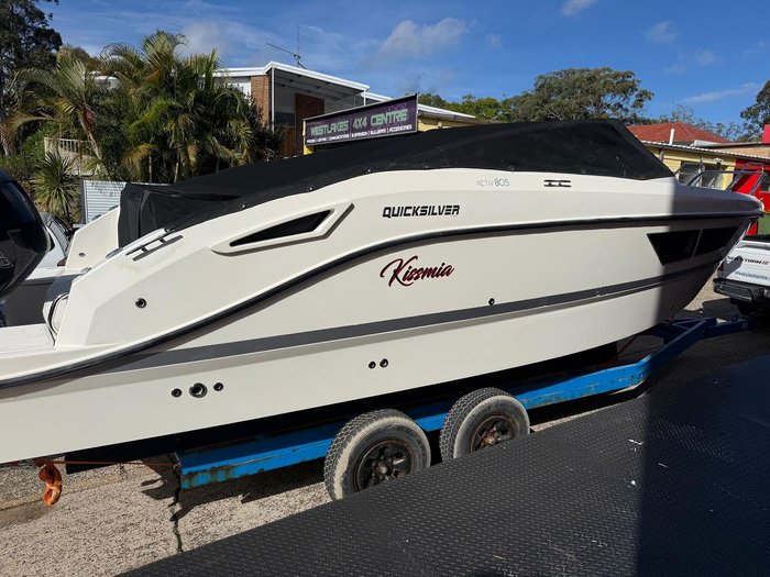 2017 Quicksilver 805 Cruiser