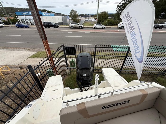2017 Quicksilver 805 Cruiser