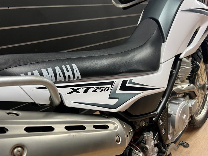 2007 Yamaha XT250 White