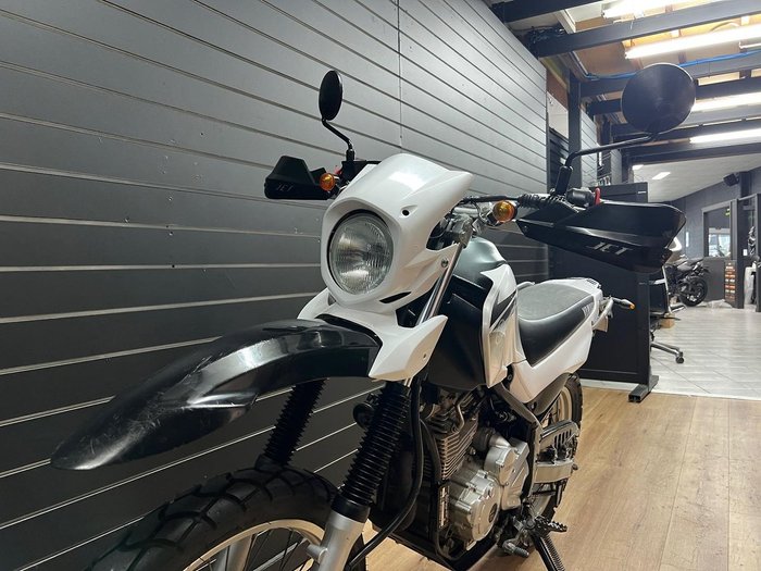2007 Yamaha XT250 White