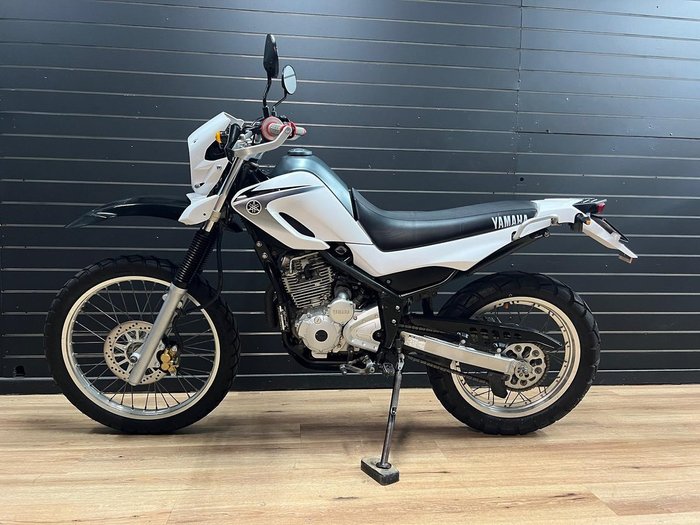 2007 Yamaha XT250 White