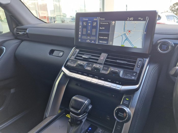 2024 Toyota Landcruiser VX