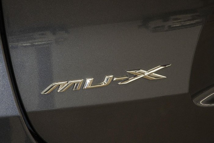 2026 Isuzu MU-X LS-M