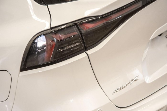 2026 Isuzu MU-X LS-T