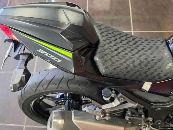 2018 Kawasaki Z300 BLACK