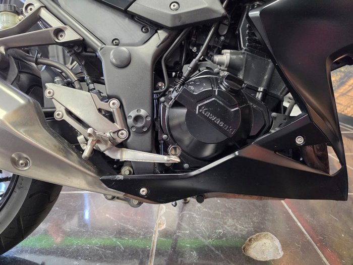 2018 Kawasaki Z300 BLACK
