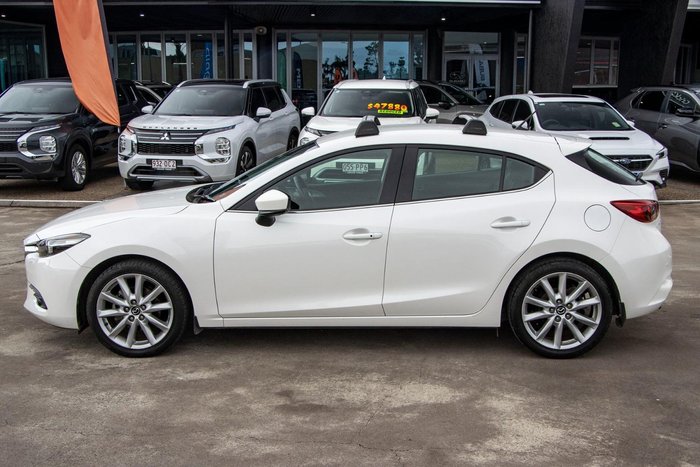2018 Mazda 3 SP25