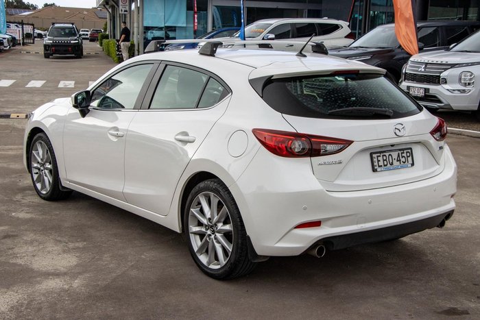 2018 Mazda 3 SP25