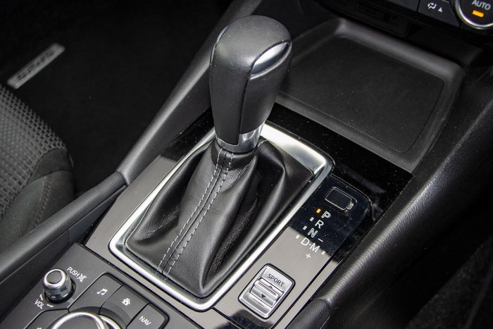 2018 Mazda 3 SP25
