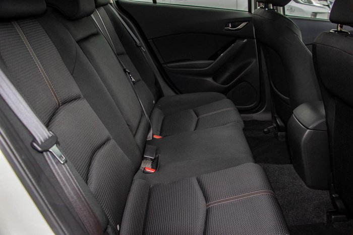 2018 Mazda 3 SP25