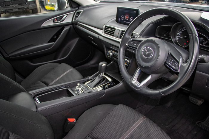 2018 Mazda 3 SP25