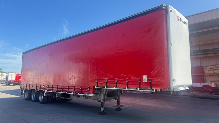 2014 Krueger 22P Drop Deck