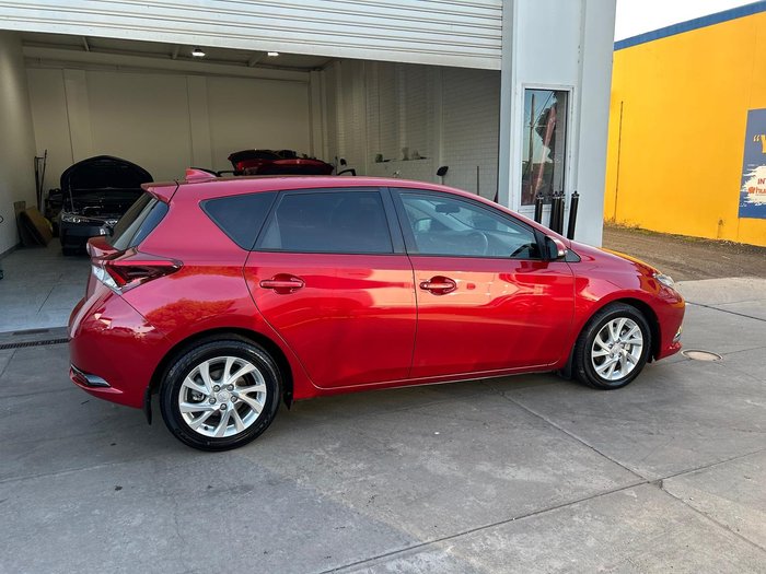 2015 Toyota Corolla Ascent Sport