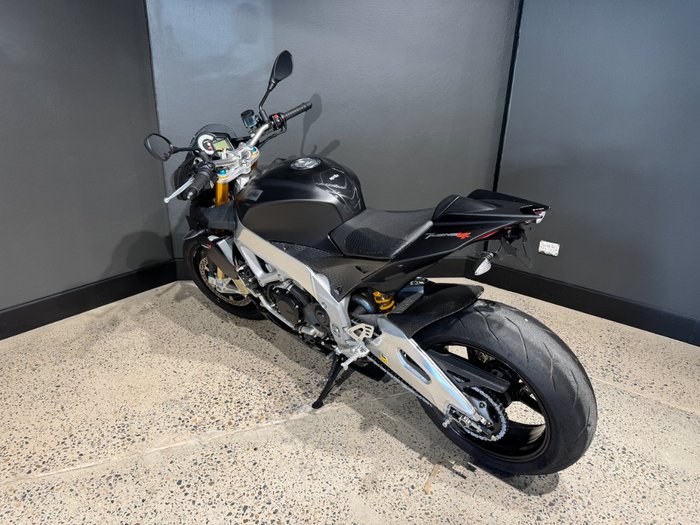 2014 APRILIA TUONO V4 R BLACK
