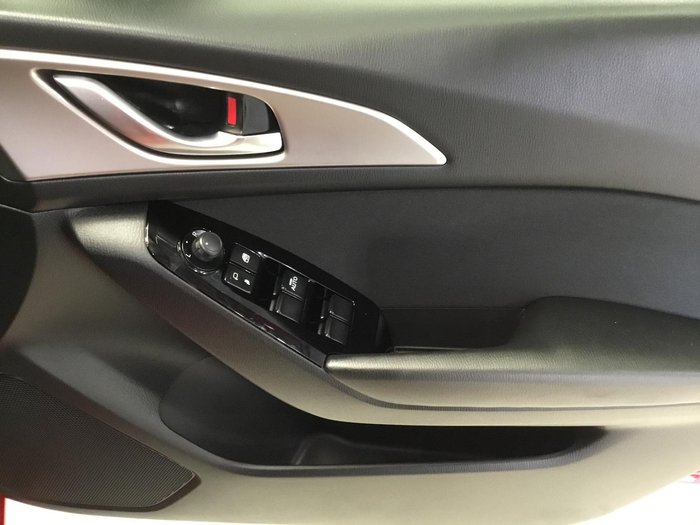 2016 Mazda 3 Maxx